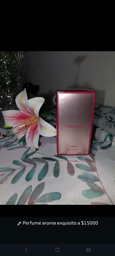 Crema facial aclaradora Ésika Triple Acción - miniatura 2
