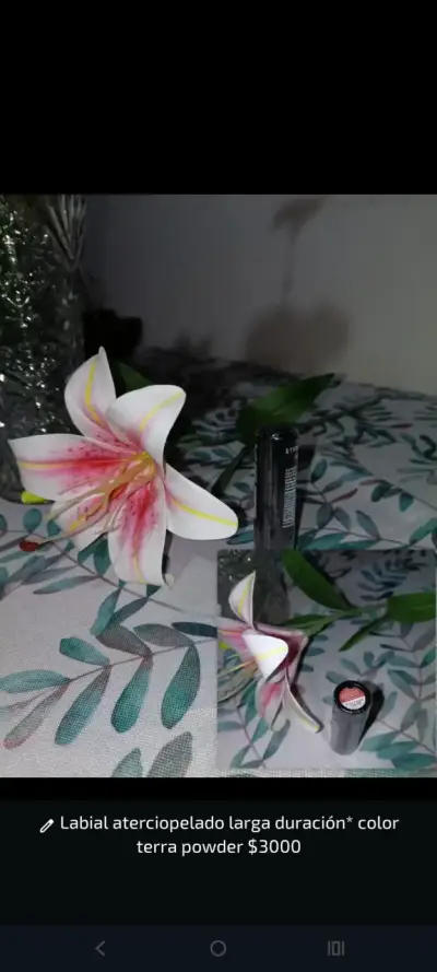 Crema facial aclaradora Ésika Triple Acción - miniatura 3
