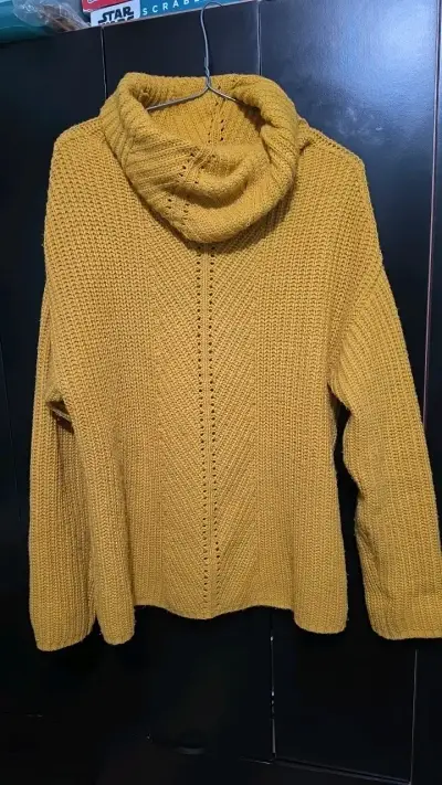 Suéter amarillo de lana cuello alto Kimera - miniatura 1
