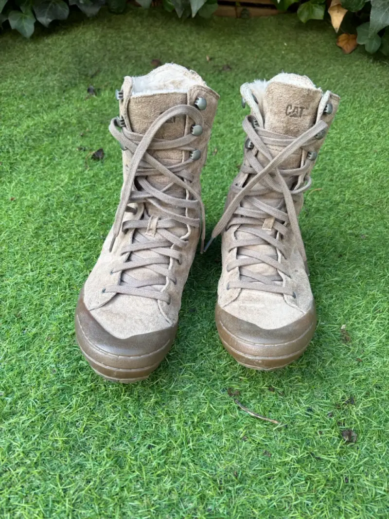 Botas de invierno CAT beige con forro - 1
