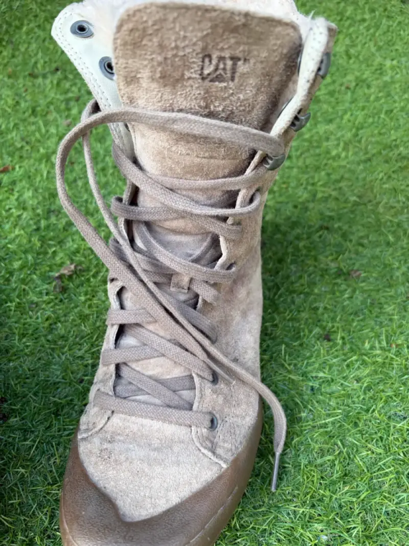 Botas de invierno CAT beige con forro - 6
