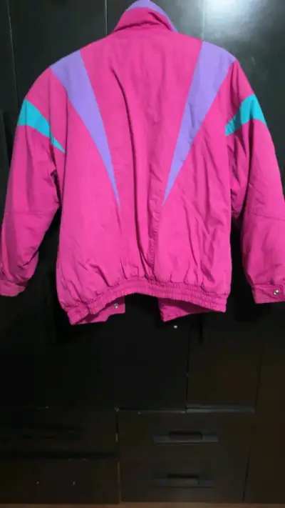 Chaqueta retro de colores vibrantes para mujer - miniatura 3