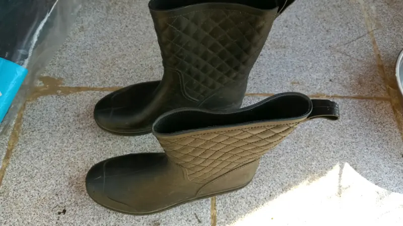 Botas de goma negras para lluvia - 2
