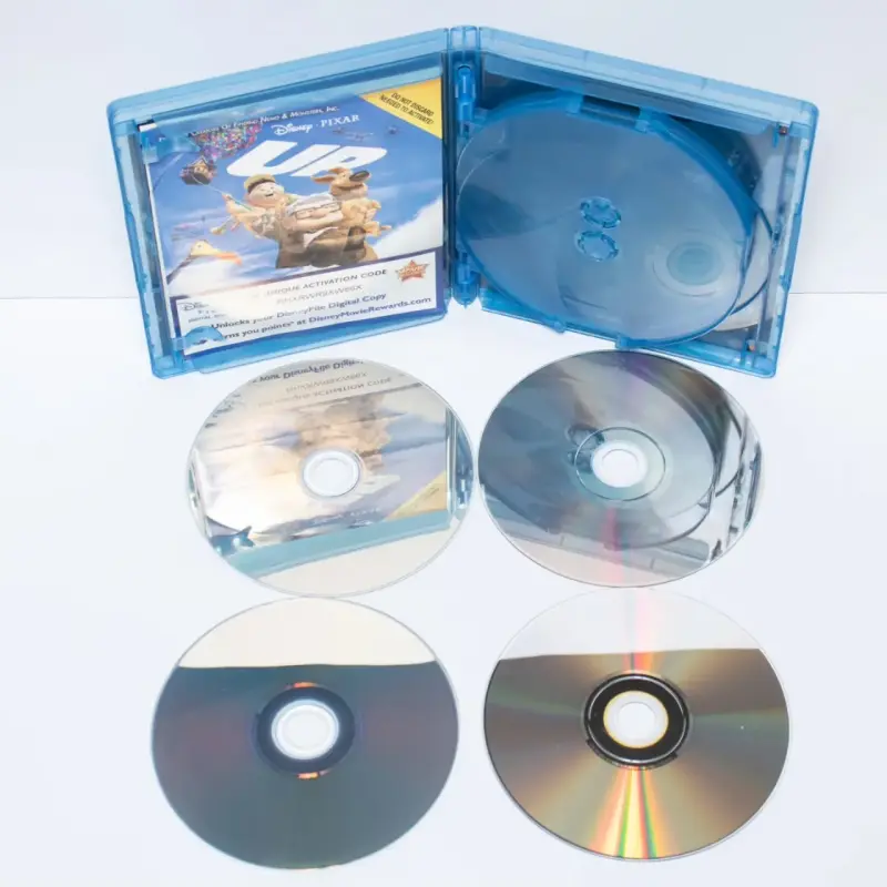 BLU RAY - UP - 5