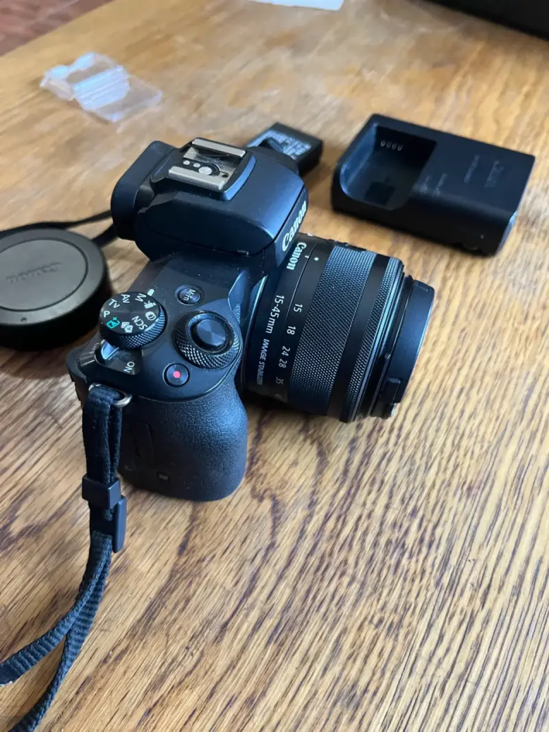 Canon EOS M50 Mark II  + accesorios. - 2