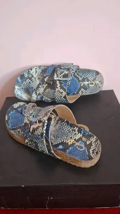 Sandalias de Cuero con Estampado de Serpiente - miniatura 1