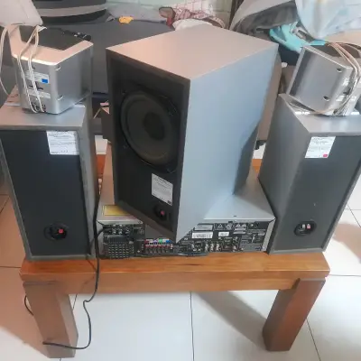 Sistema de sonido Pioneer con subwoofer y parlantes - miniatura 5