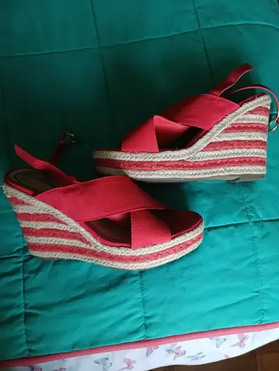 Sandalias de cuero rojas Azaleia talla 36 - miniatura 4
