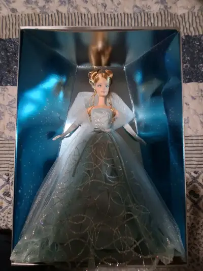 Barbie 2001 - miniatura 4