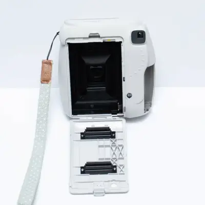 Cámara instantánea Fujifilm Instax Mini 9 blanca - miniatura 2