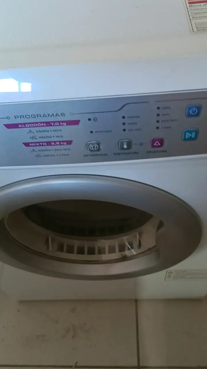 Secadora de Ropa Electrolux 7 kg en Buen Estado - 6