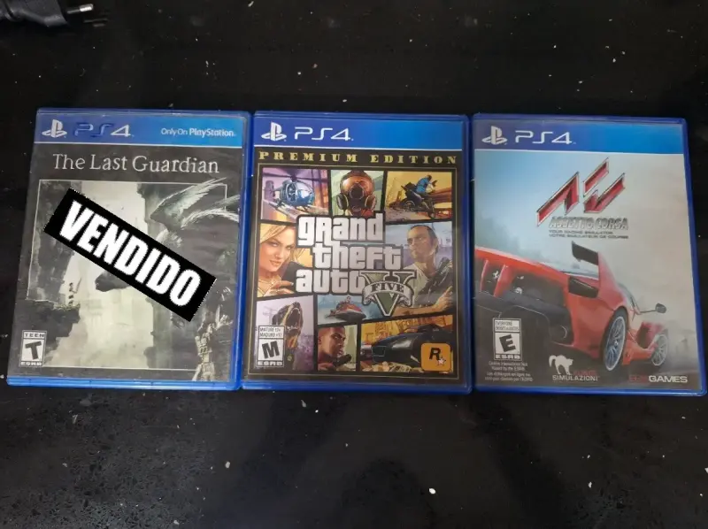 Juegos PS4 Gta y Assetto corsa