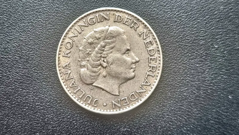 Dos monedas de Plata, Países Bajos (ex Holanda). - 1