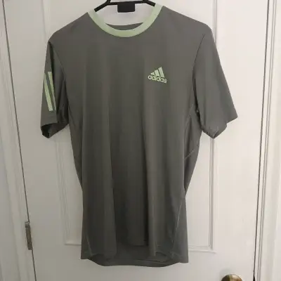Polera deportiva gris Adidas - miniatura 1
