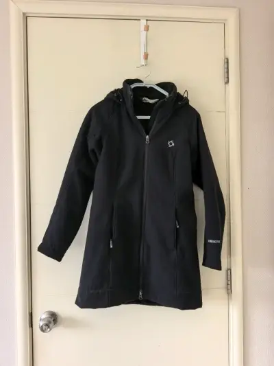 Chaqueta Doite impermeable negra con capucha - miniatura 1