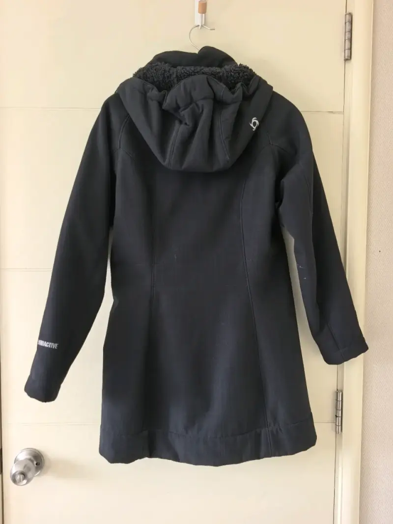 Chaqueta Doite impermeable negra con capucha - 2