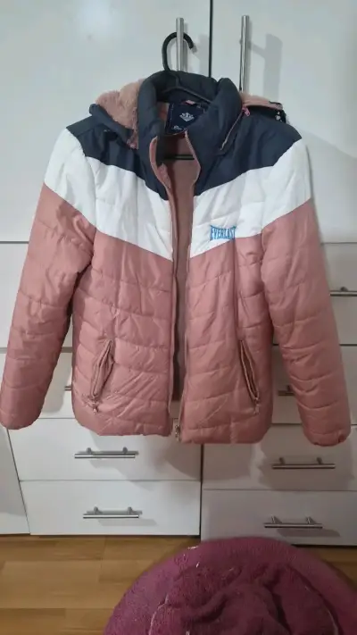 Chaqueta acolchada Everlast para mujer - miniatura 1