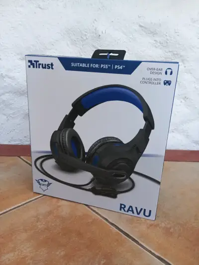 Auriculares Gaming Trust Ravu para PS5 y PS4 - miniatura 1