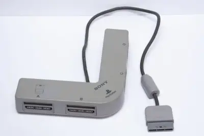 Adaptador Multitap Sony PlayStation para Consola - miniatura 1