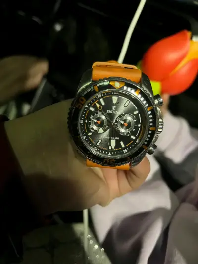 Reloj deportivo Festina con correa naranja - miniatura 1