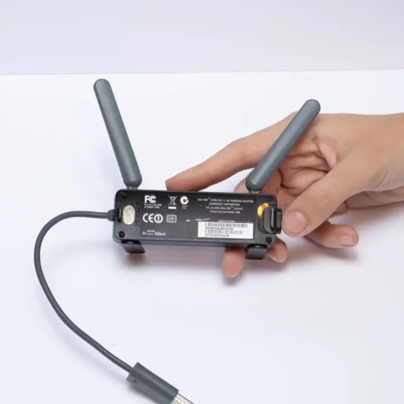 Adaptador Inalámbrico Xbox 360 para Conexión Wi-Fi - 2