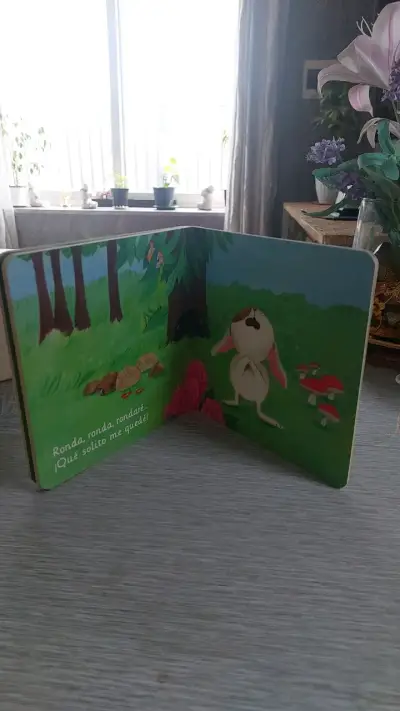 Libro infantil '¿Quién se esconde? de Cecilia Piso - miniatura 3