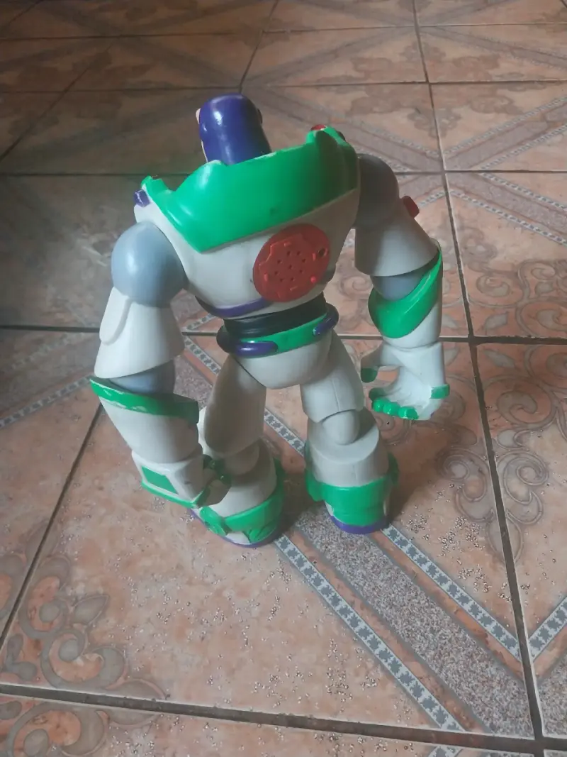 Buzz Lightyear de Toy Story - 5