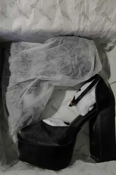 Zapatos de Tacón Alto Negros Marquis - miniatura 3
