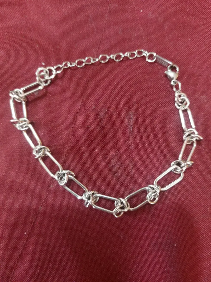 Pulsera de plata estilo cadena elegante