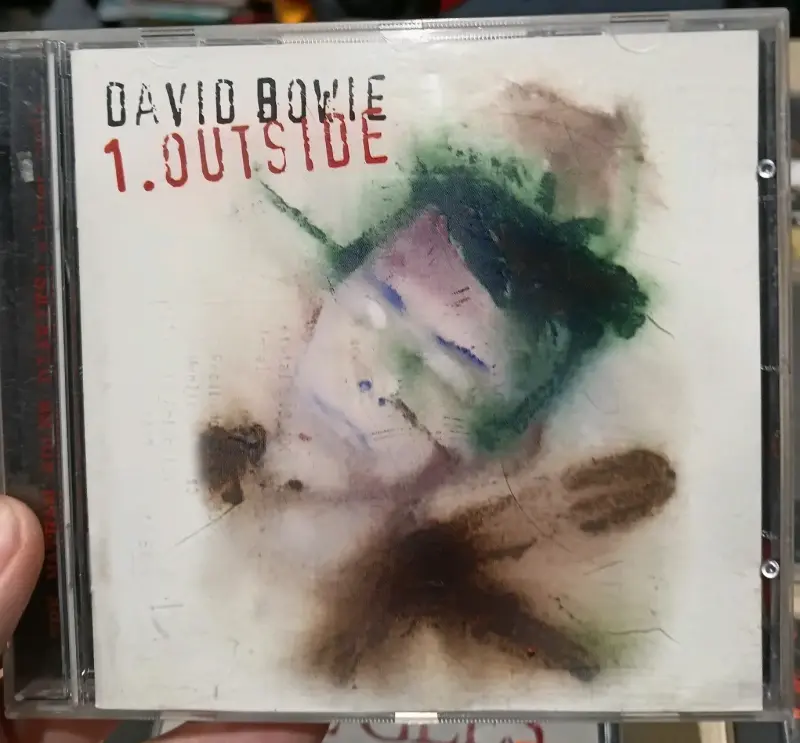 CD David Bowie 1. Outside en buen estado