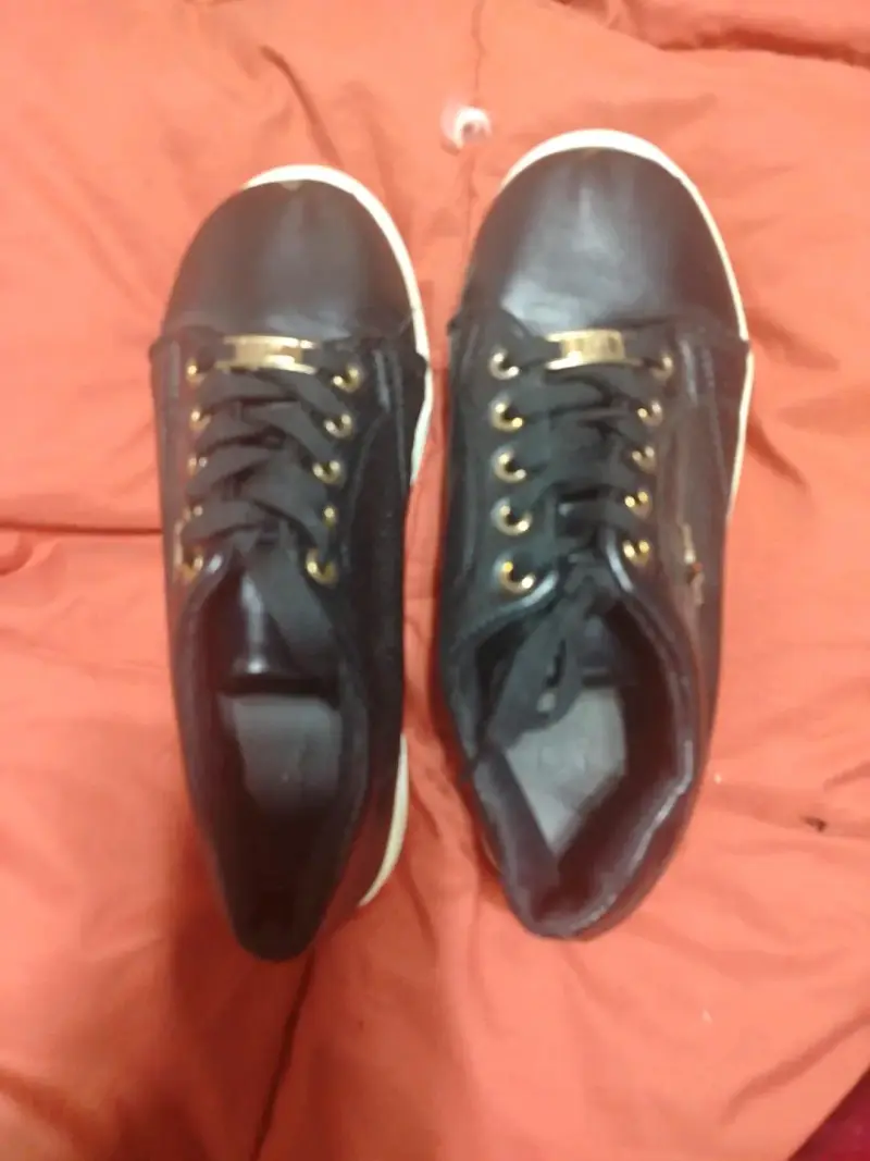 Zapatillas casuales negras talla 38 en excelente estado - 6