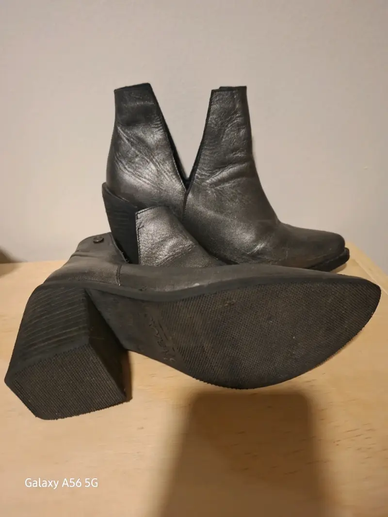 Botines de cuero gris con tacón alto - 3
