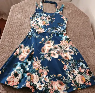 Vestidos para mujer - miniatura 2