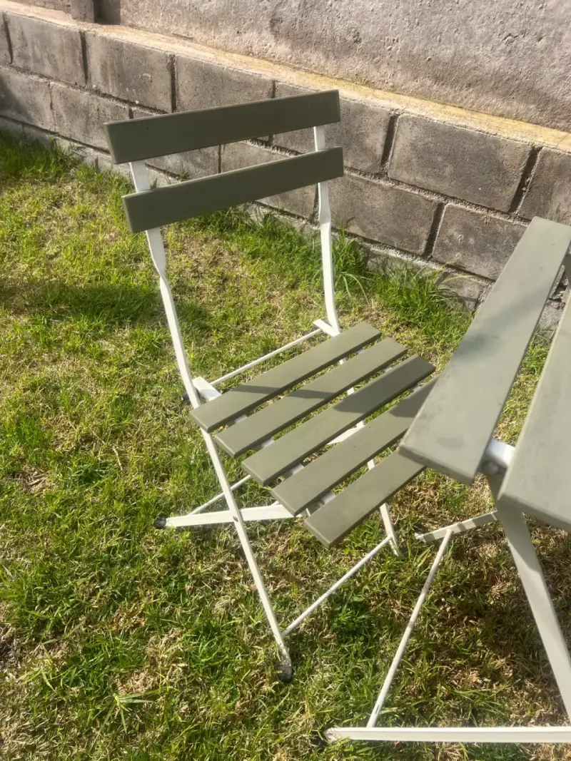Juego de mesa y sillas plegables para jardín - 4