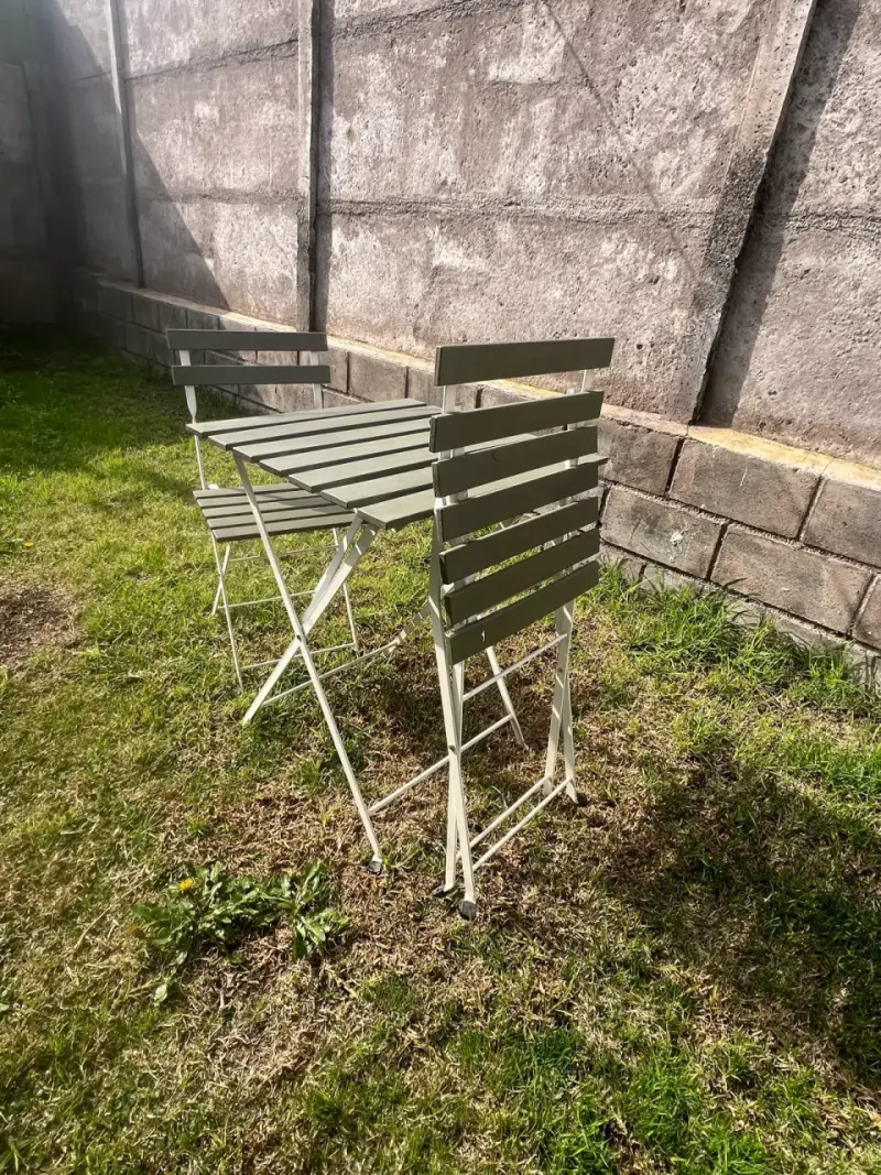 Juego de mesa y sillas plegables para jardín - 5