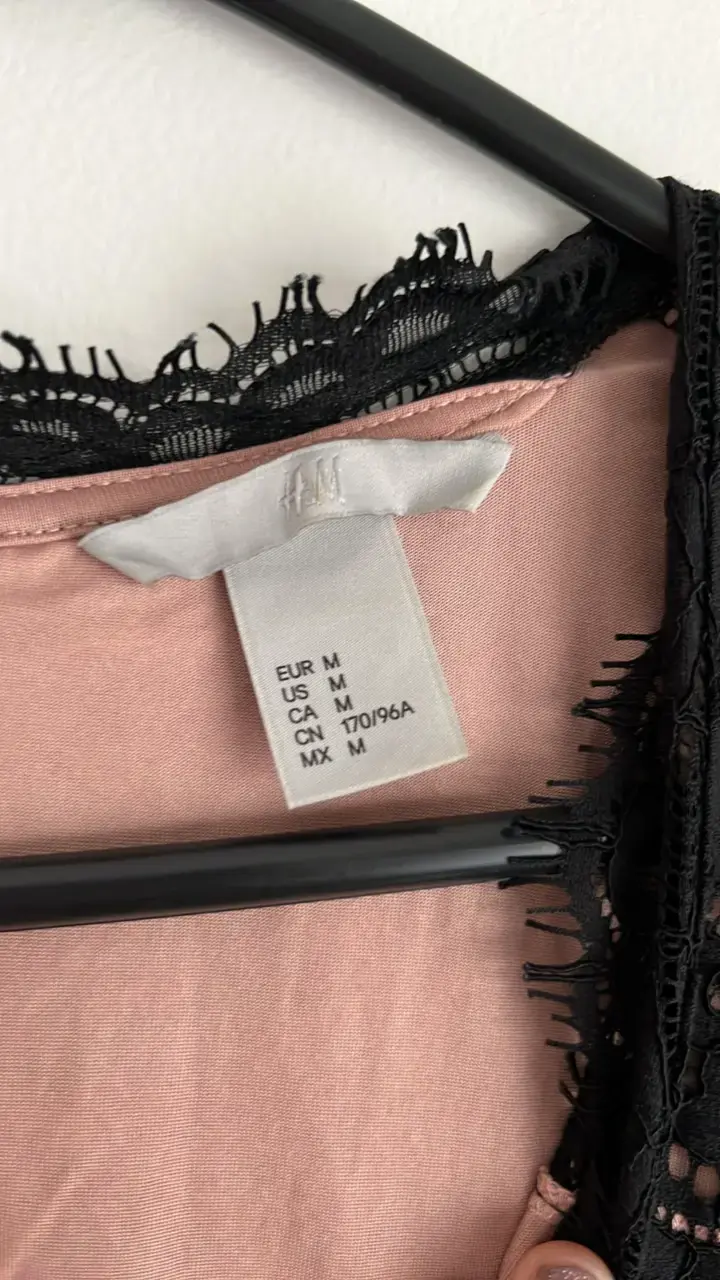 Vestido de encaje negro elegante para mujer - 2