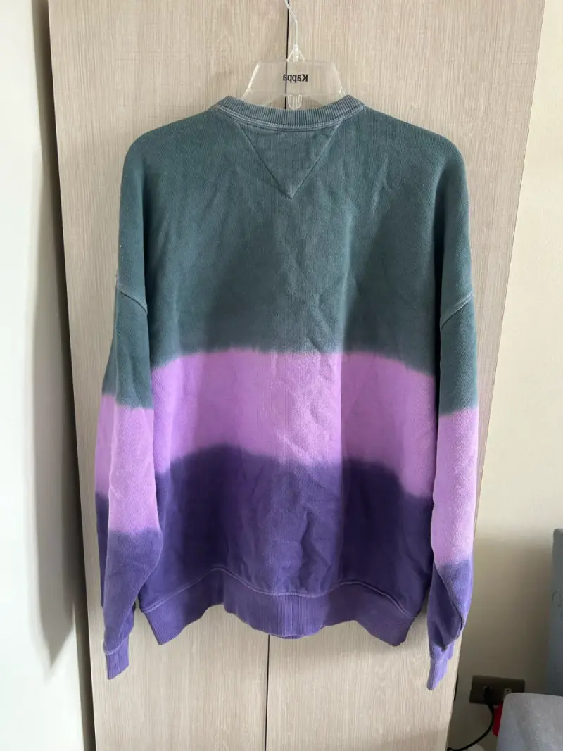 Polerón Tommy Jeans degradado verde y morado - 3