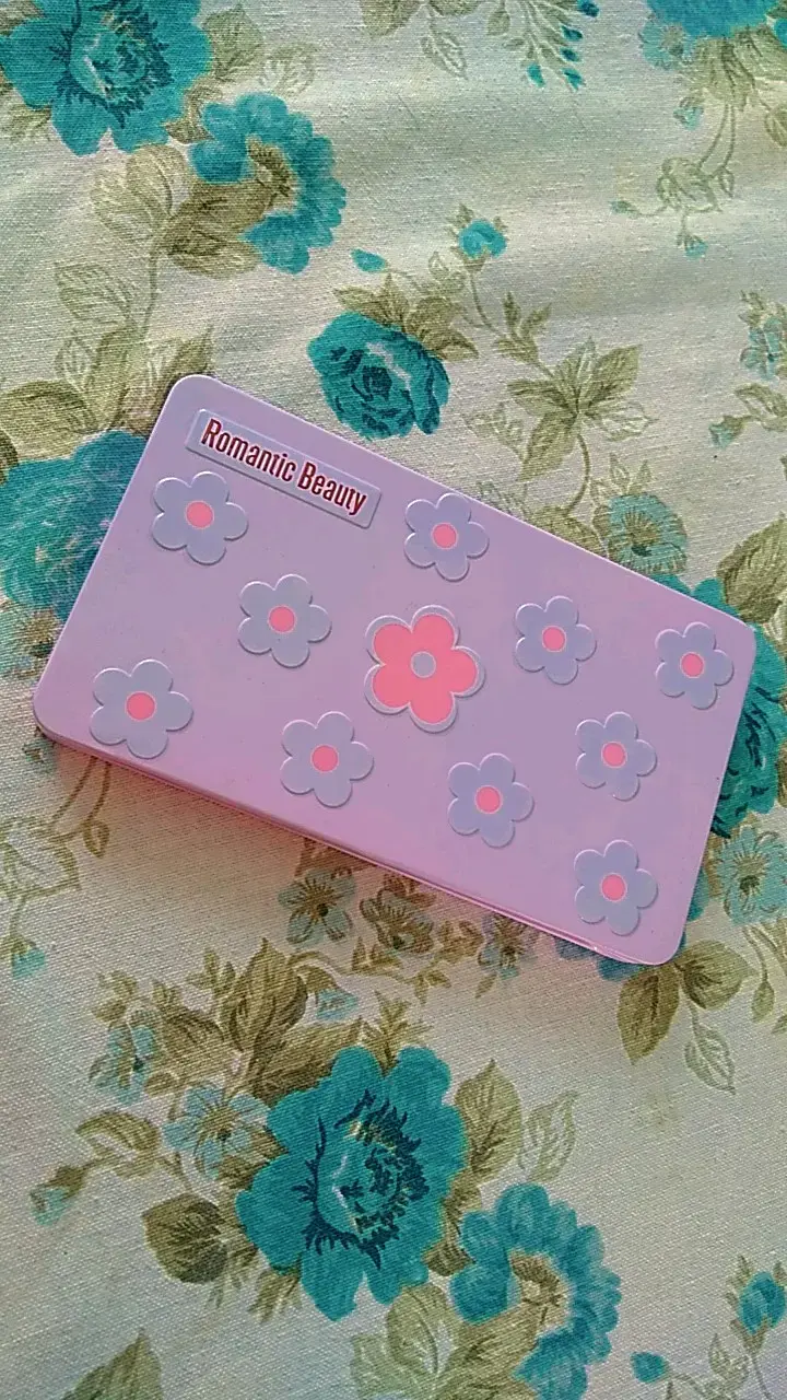 Paleta de sombras Romantic Beauty con espejo - 2