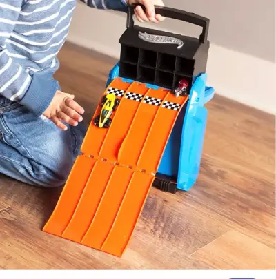 Set de pistas Hot Wheels con accesorios - miniatura 6