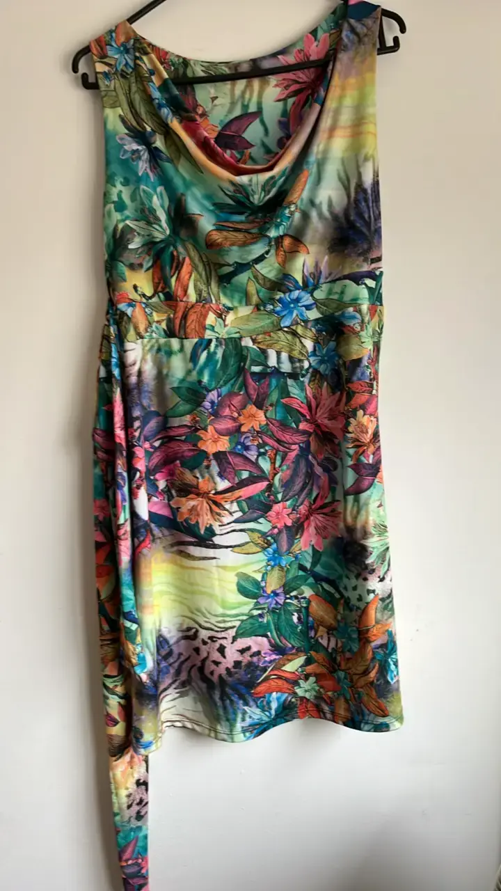 Vestido estampado floral colorido - 4