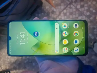 Motorola moto g06 - miniatura 1