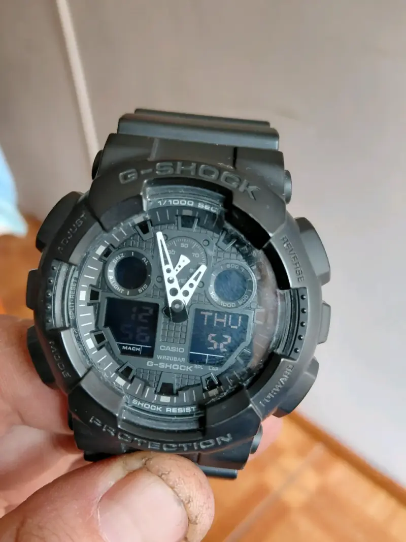 Reloj Casio G-Shock A-100 resiste agua y golpes - 1