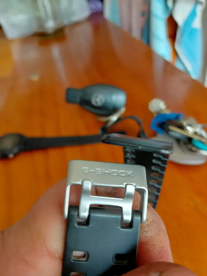 Reloj Casio G-Shock A-100 resiste agua y golpes - 3