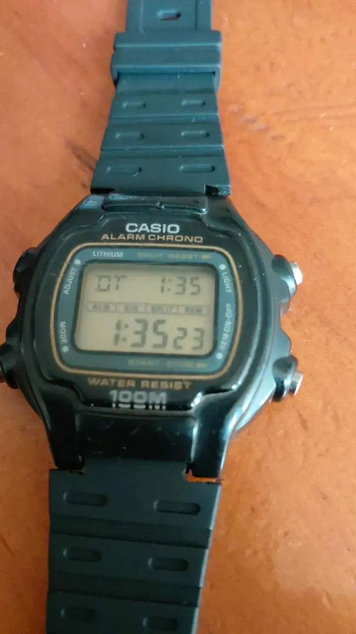 Reloj Casio Digital Resistente al Agua w-725 - 1