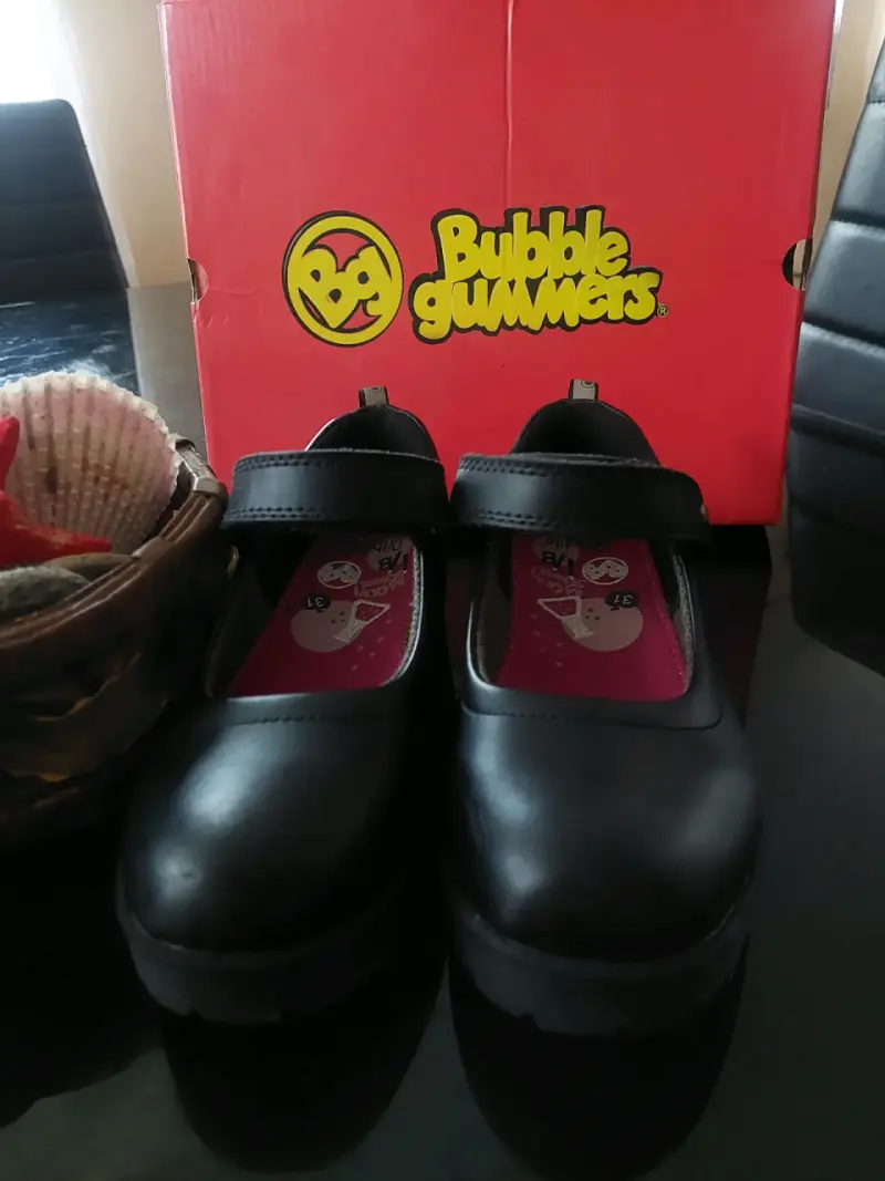 Zapatos escolares negros para niña Bubble Gummers - 2