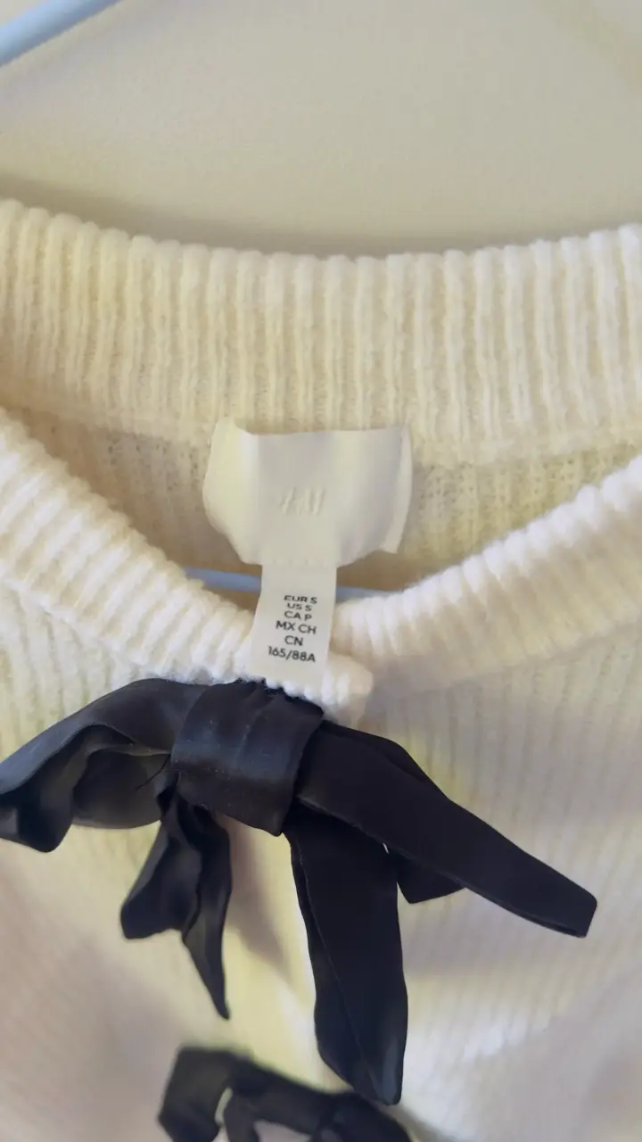 Cardigan blanco con lazos negros H&M - 2