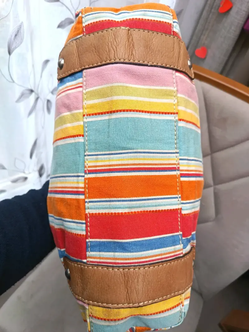 Bolso Fósil tela multicolor con detalles en cu - 4