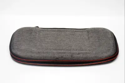Estuche rígido para Nintendo Switch 2 - miniatura 2