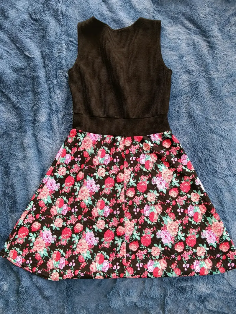 Vestido floral sin mangas con cierre - 2