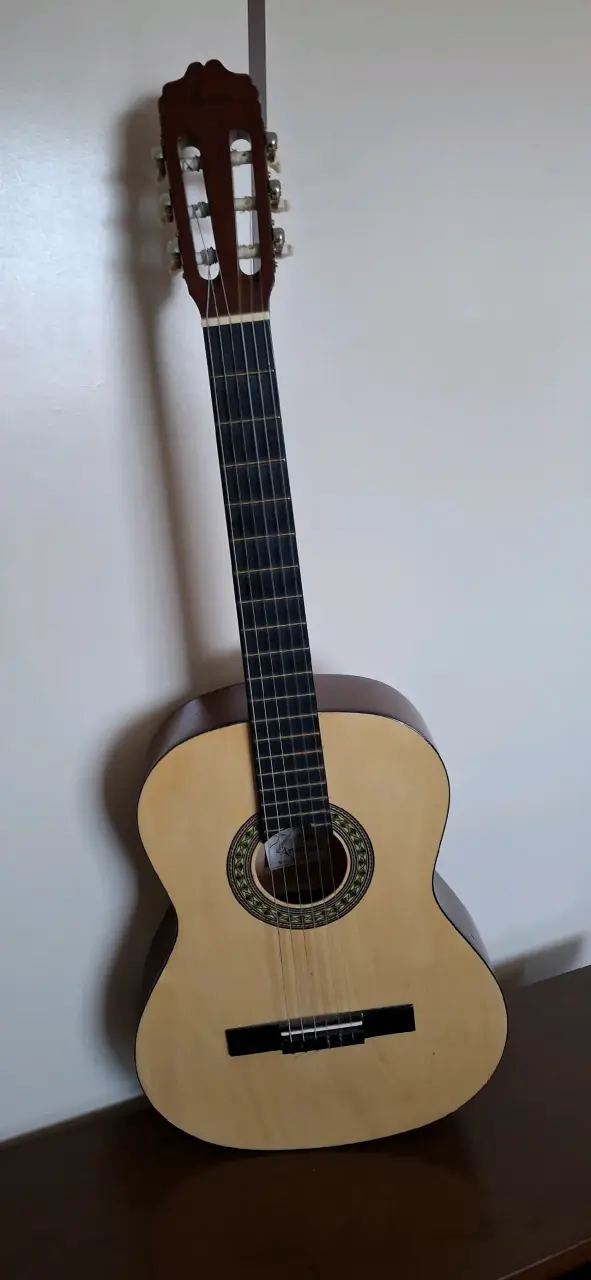 Guitarra clásica Aranjuez de madera natural - 3